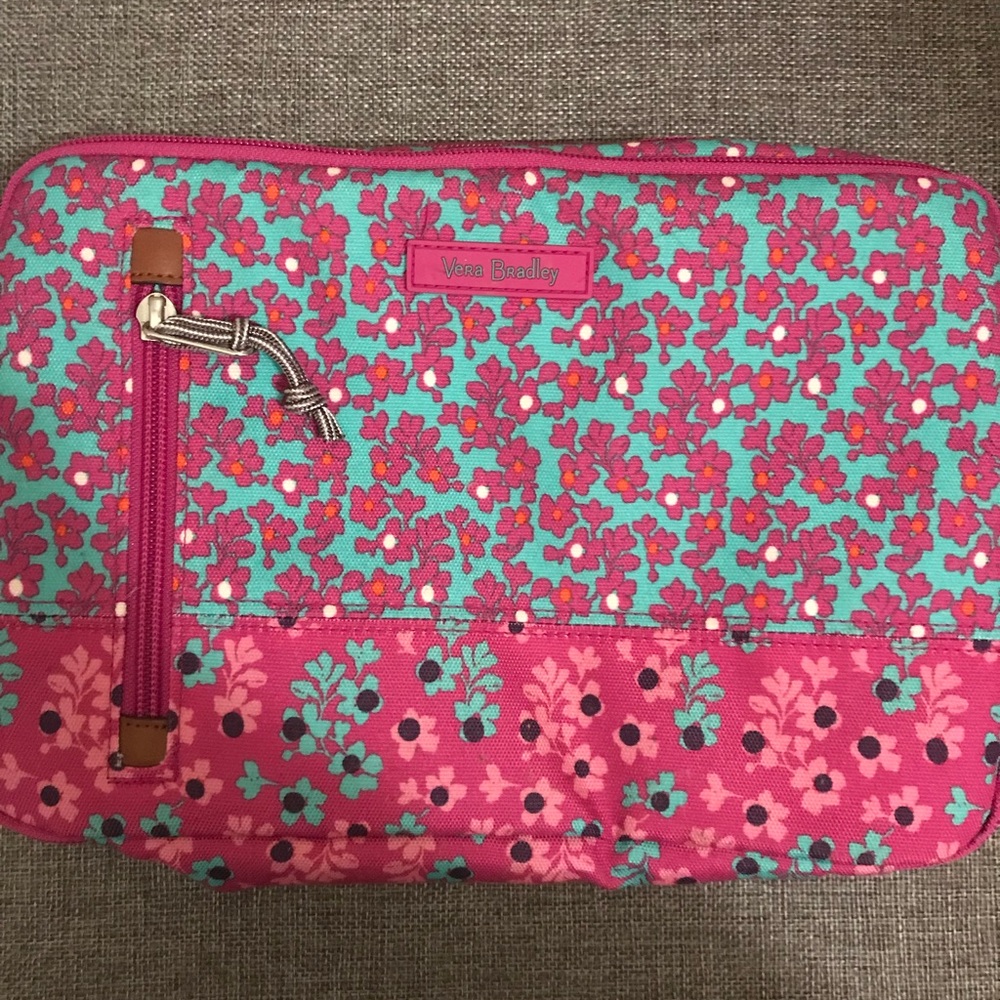 Vera Bradley large blush and brush case